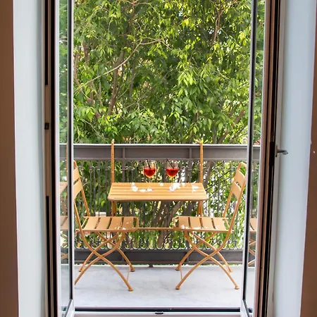 Dimora Bernini Apartment Naples